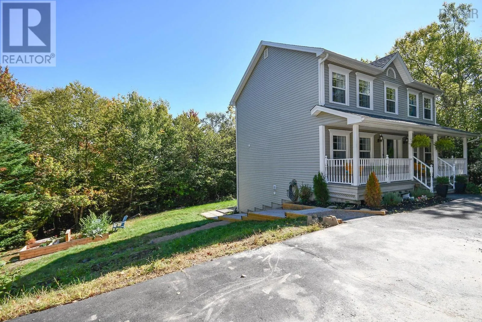 53 Rivendale Drive