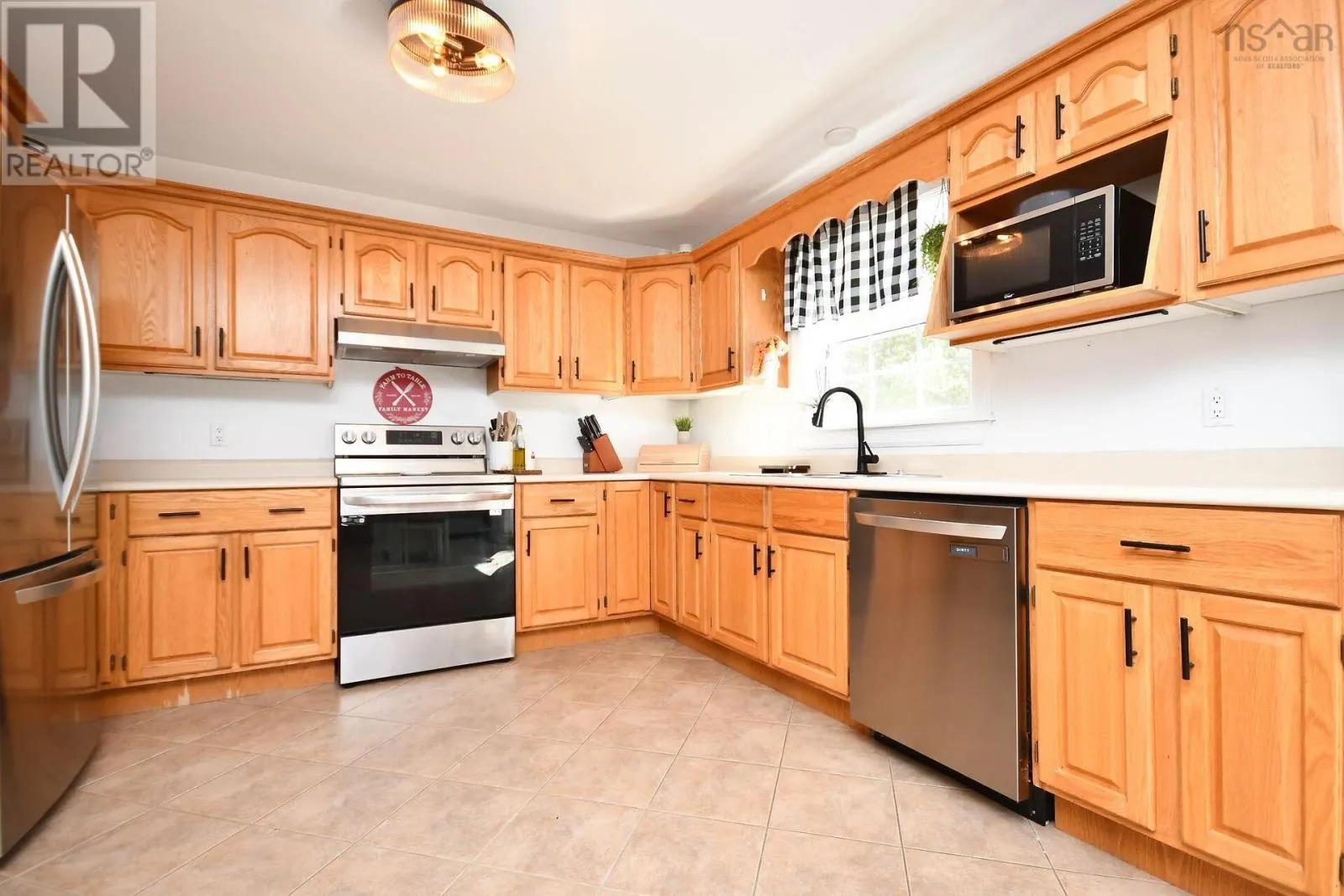 53 Rivendale Drive