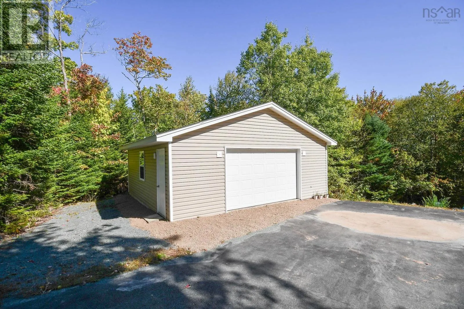 53 Rivendale Drive