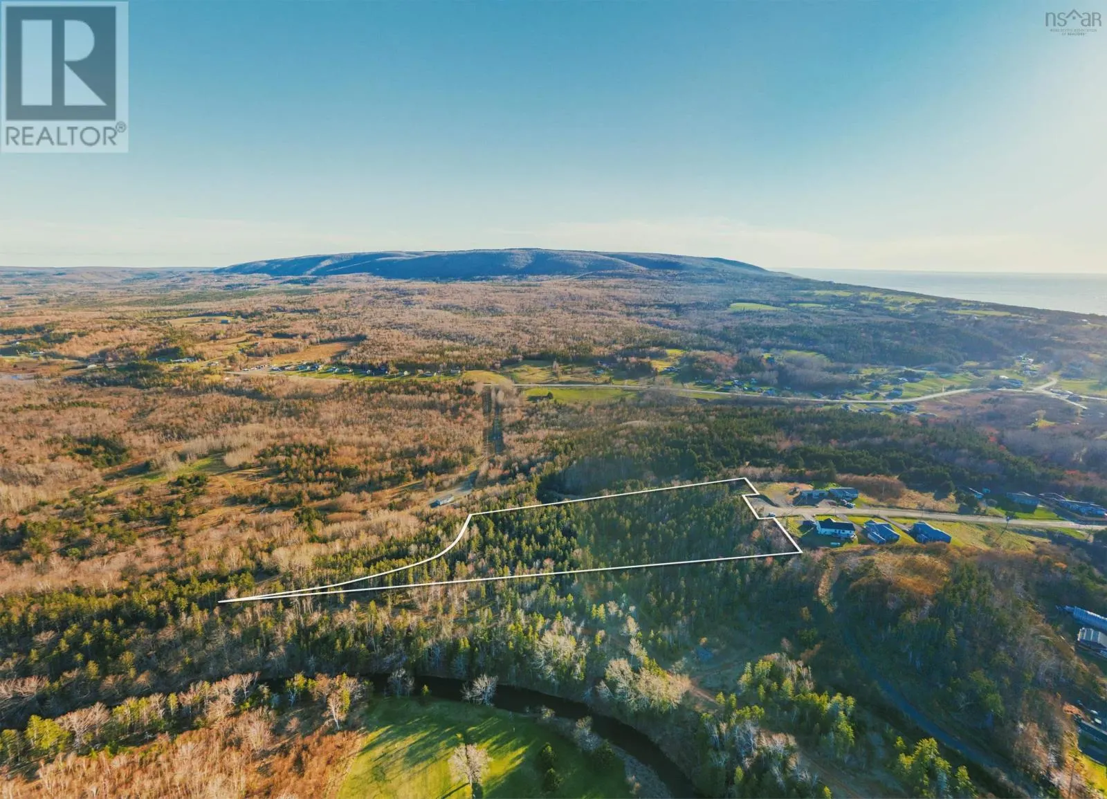 Acreage Silverwood Lane