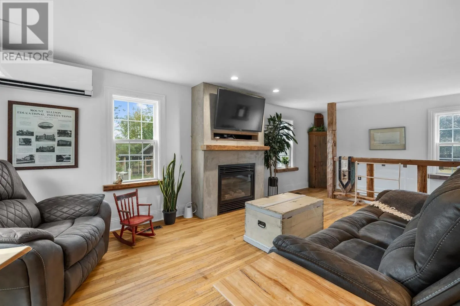 35 Richard Douglas Drive