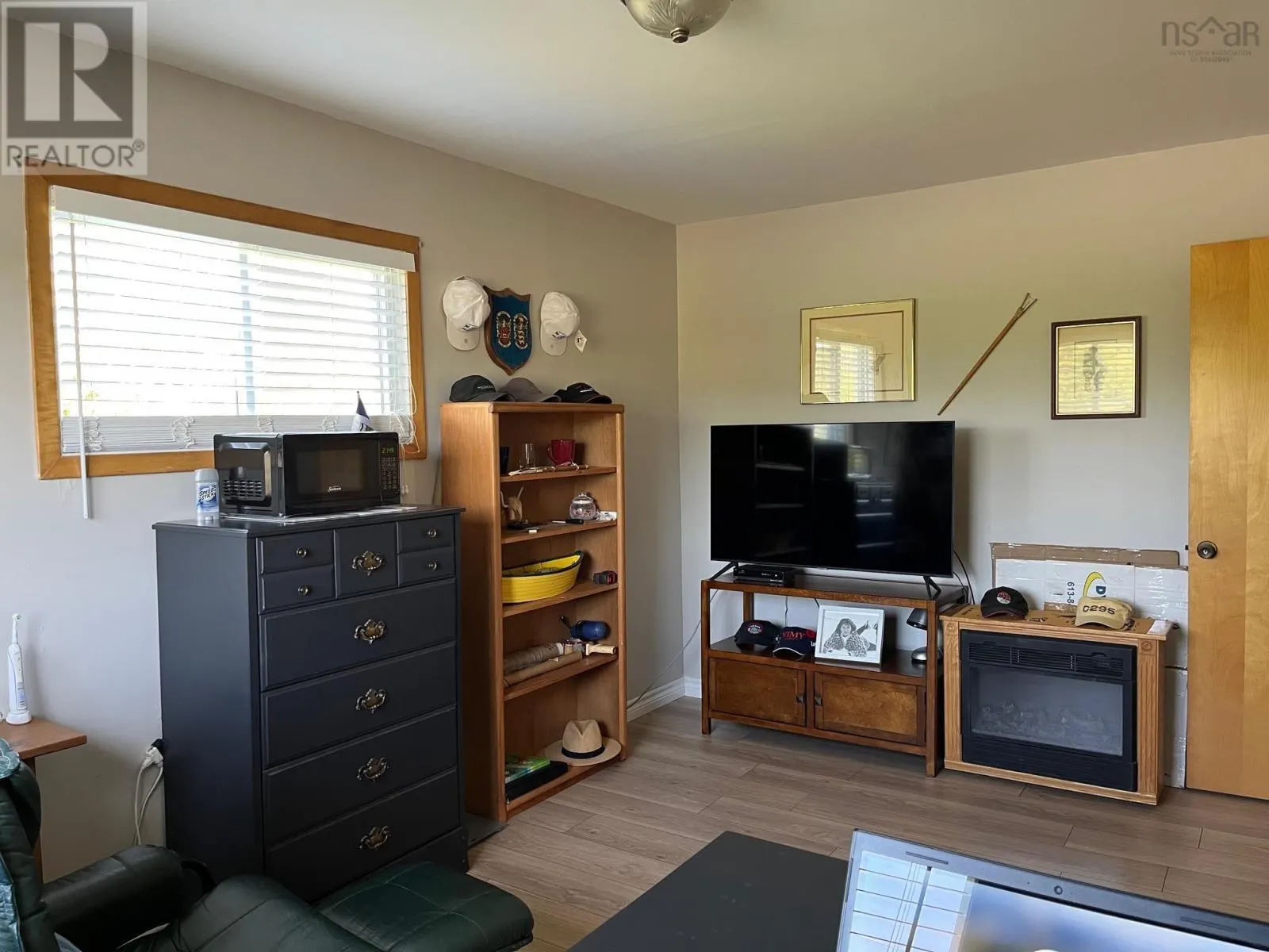 2 3136 Highway 2