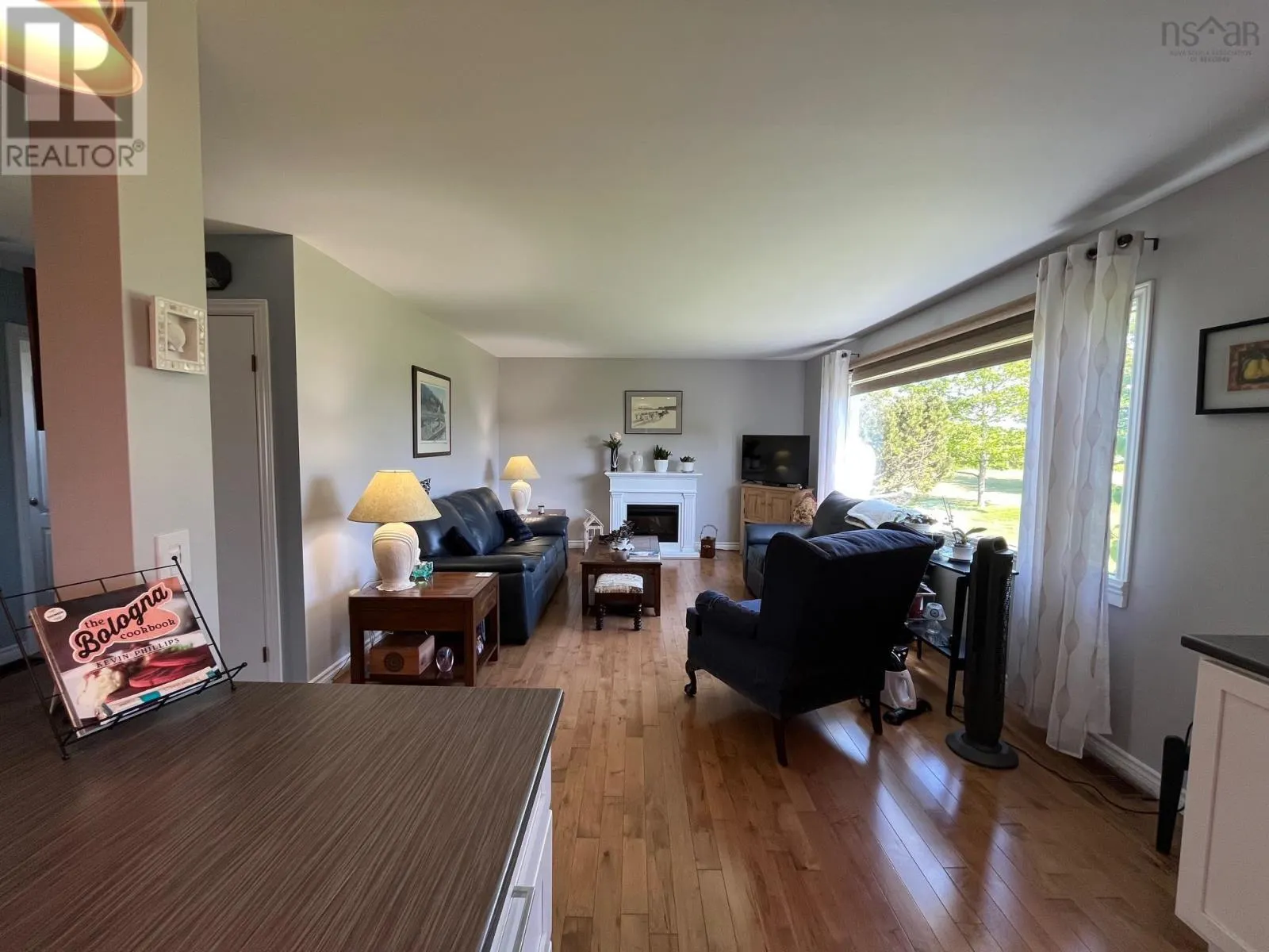 2 3136 Highway 2