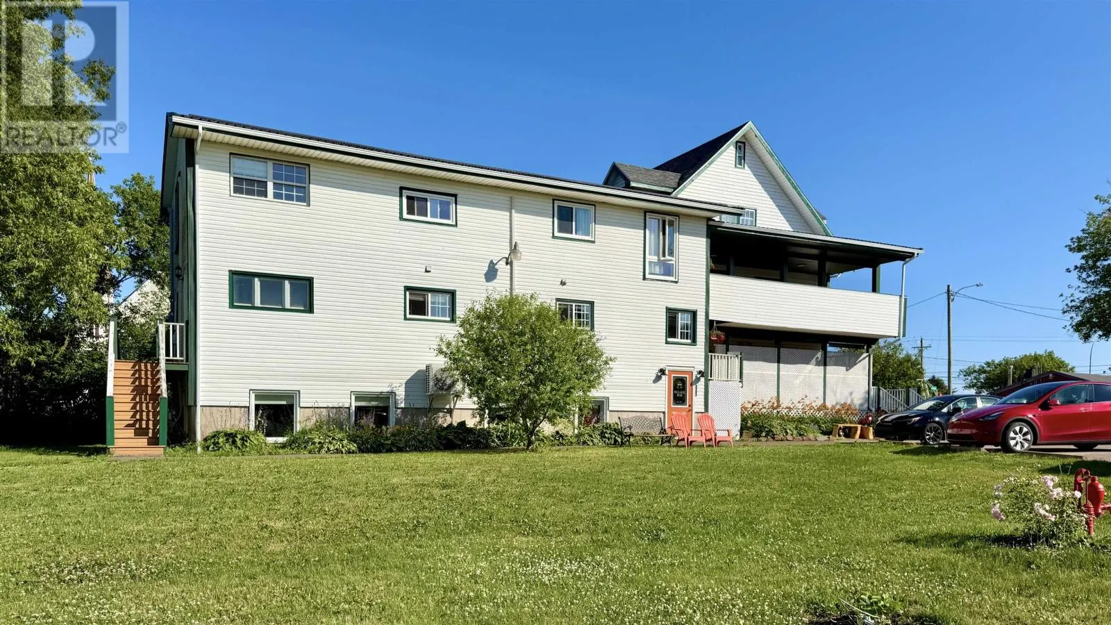 11 Lady Slipper Drive