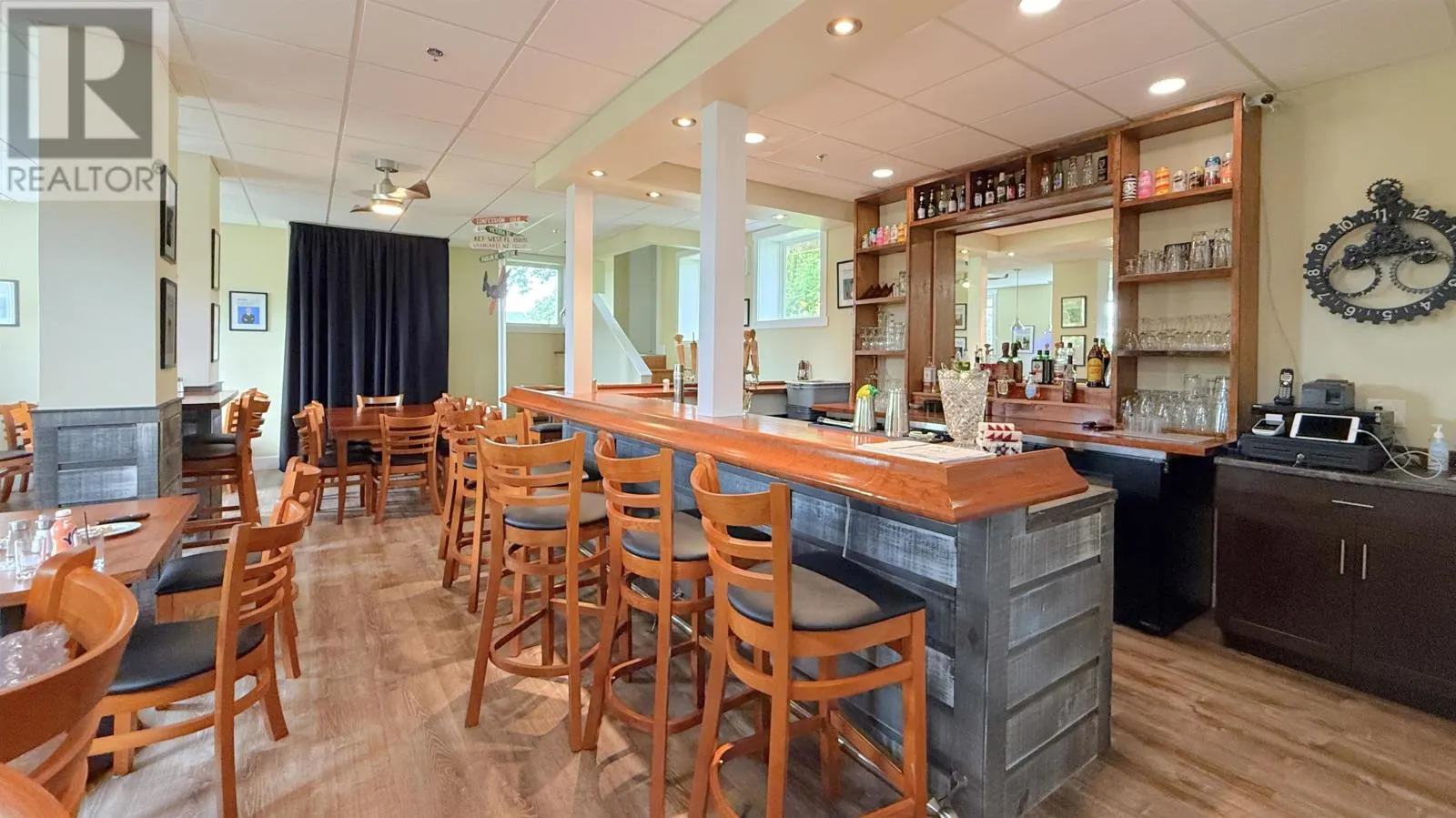11 Lady Slipper Drive