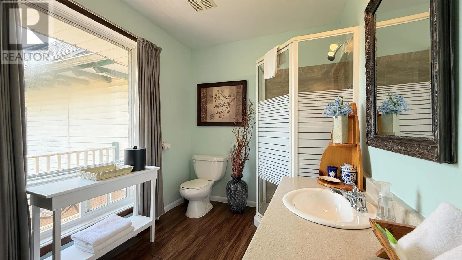 11 Lady Slipper Drive