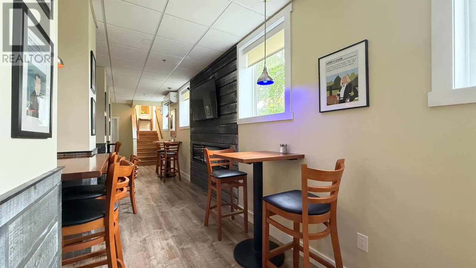 11 Lady Slipper Drive