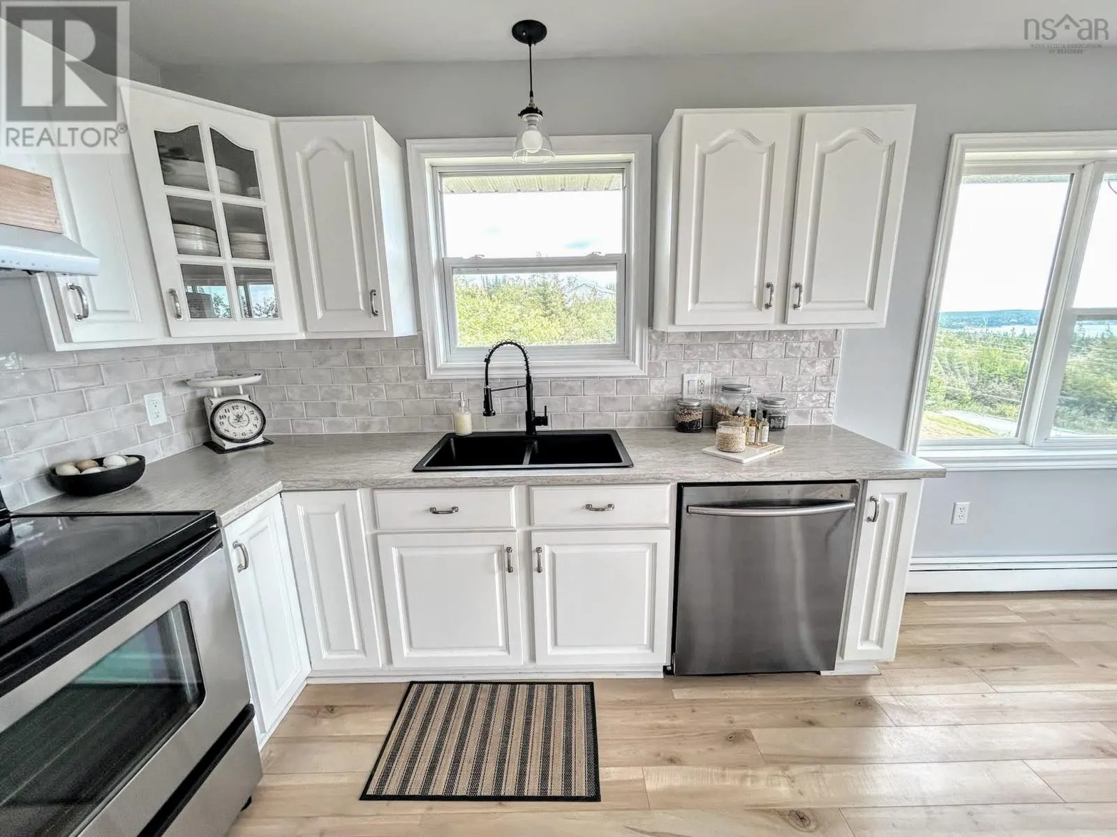 26 Split Rock Drive