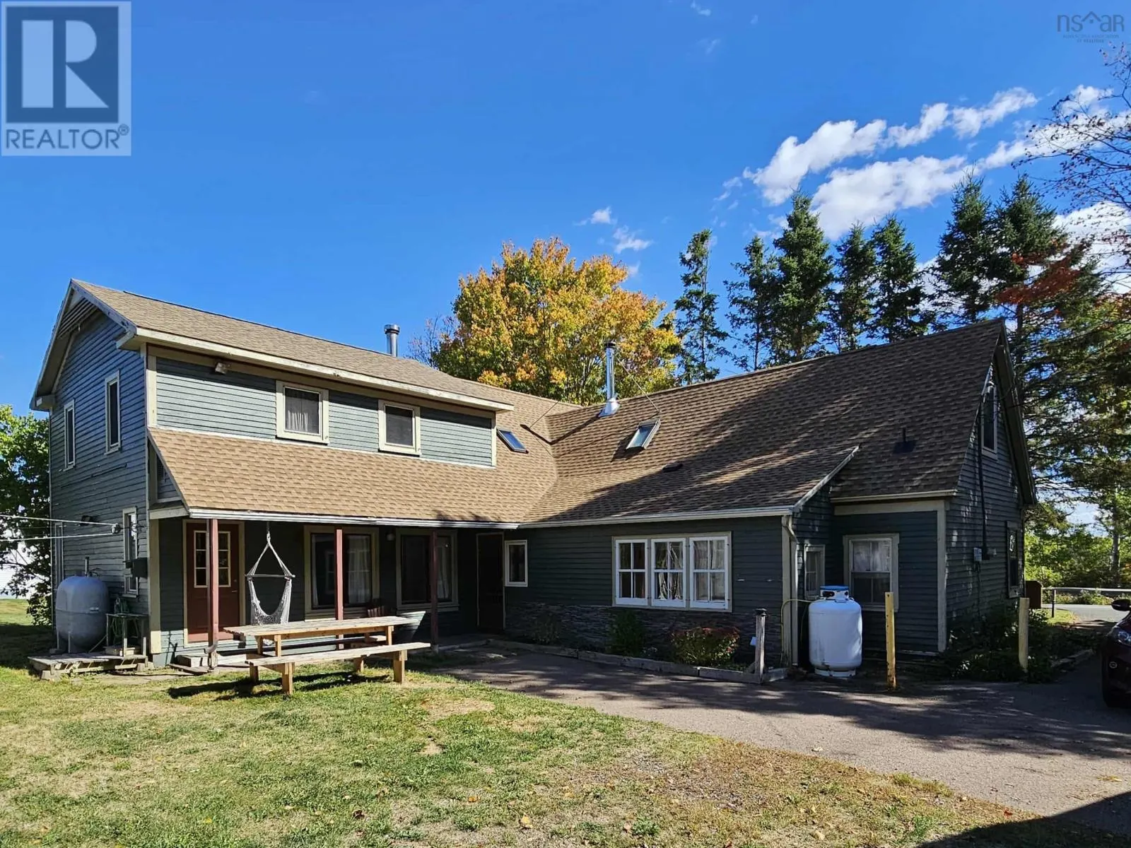 8671 Highway 2