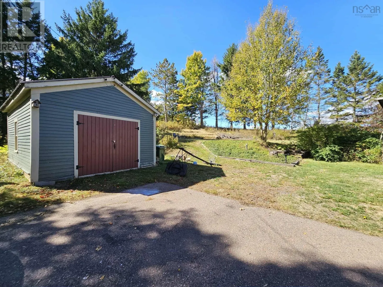 8671 Highway 2