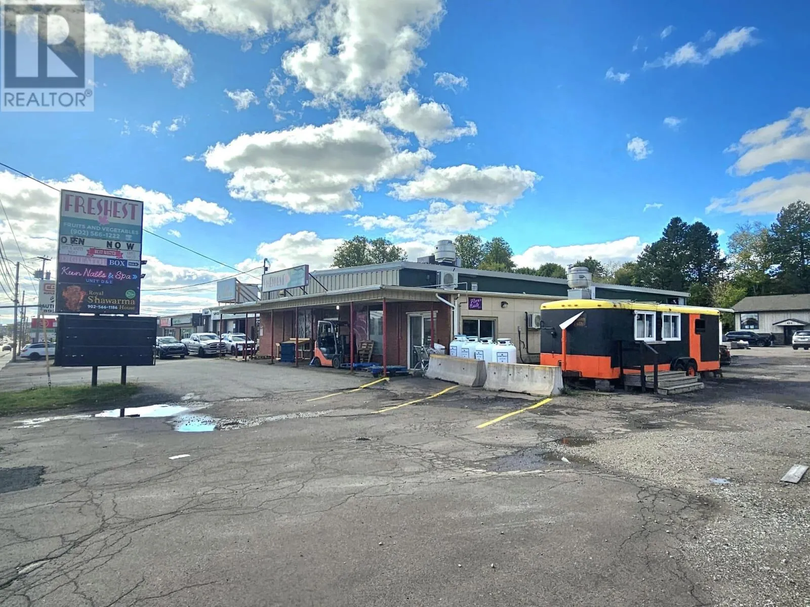 421 University Avenue