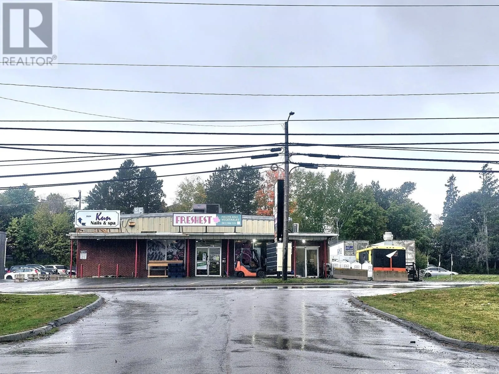 421 University Avenue
