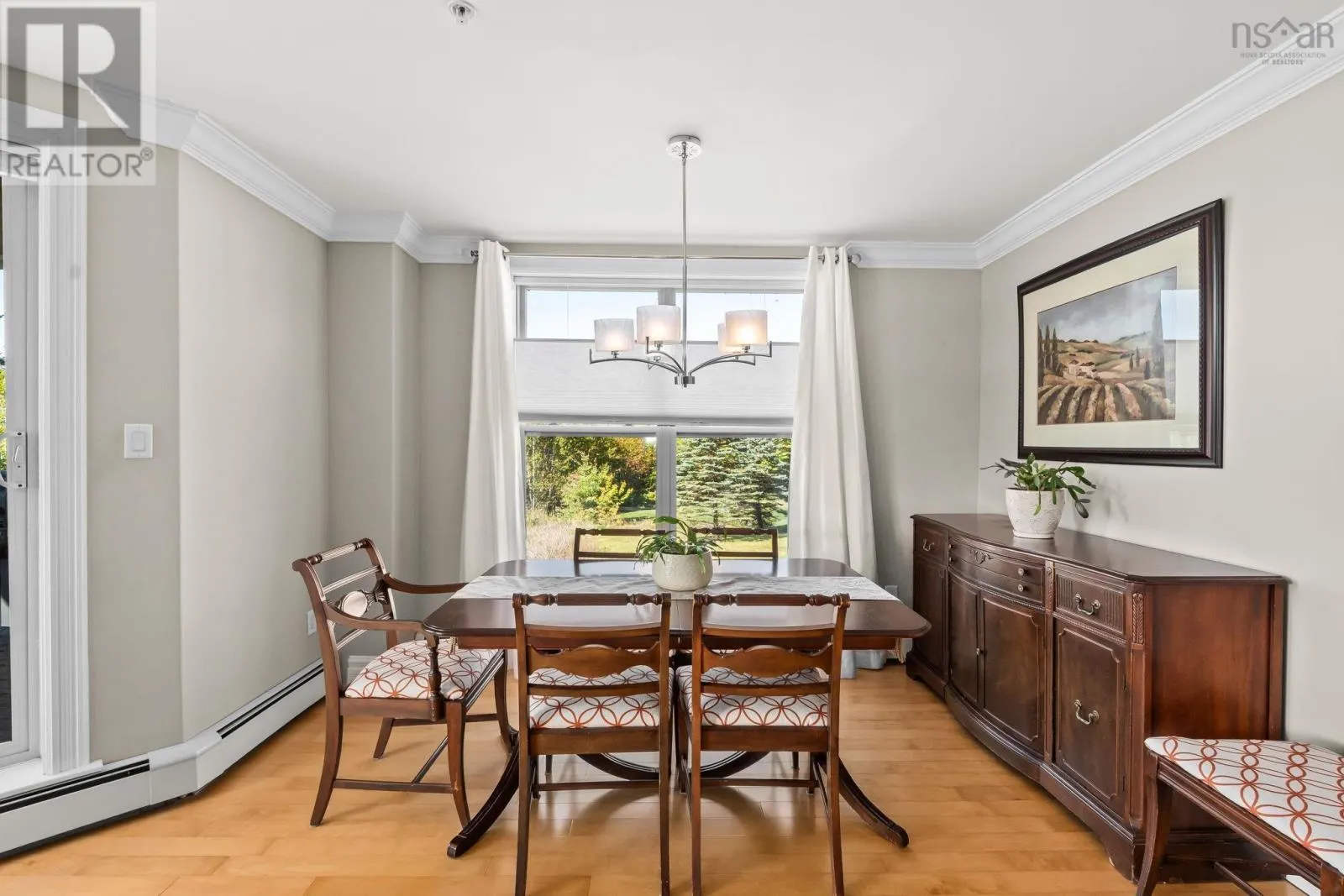 103 89 Pebblecreek Crescent