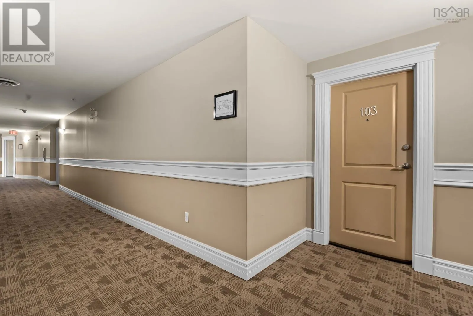 103 89 Pebblecreek Crescent
