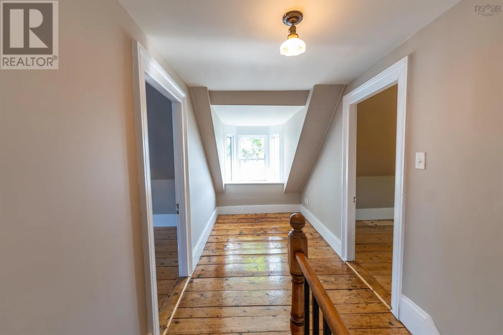 44 Montague Street