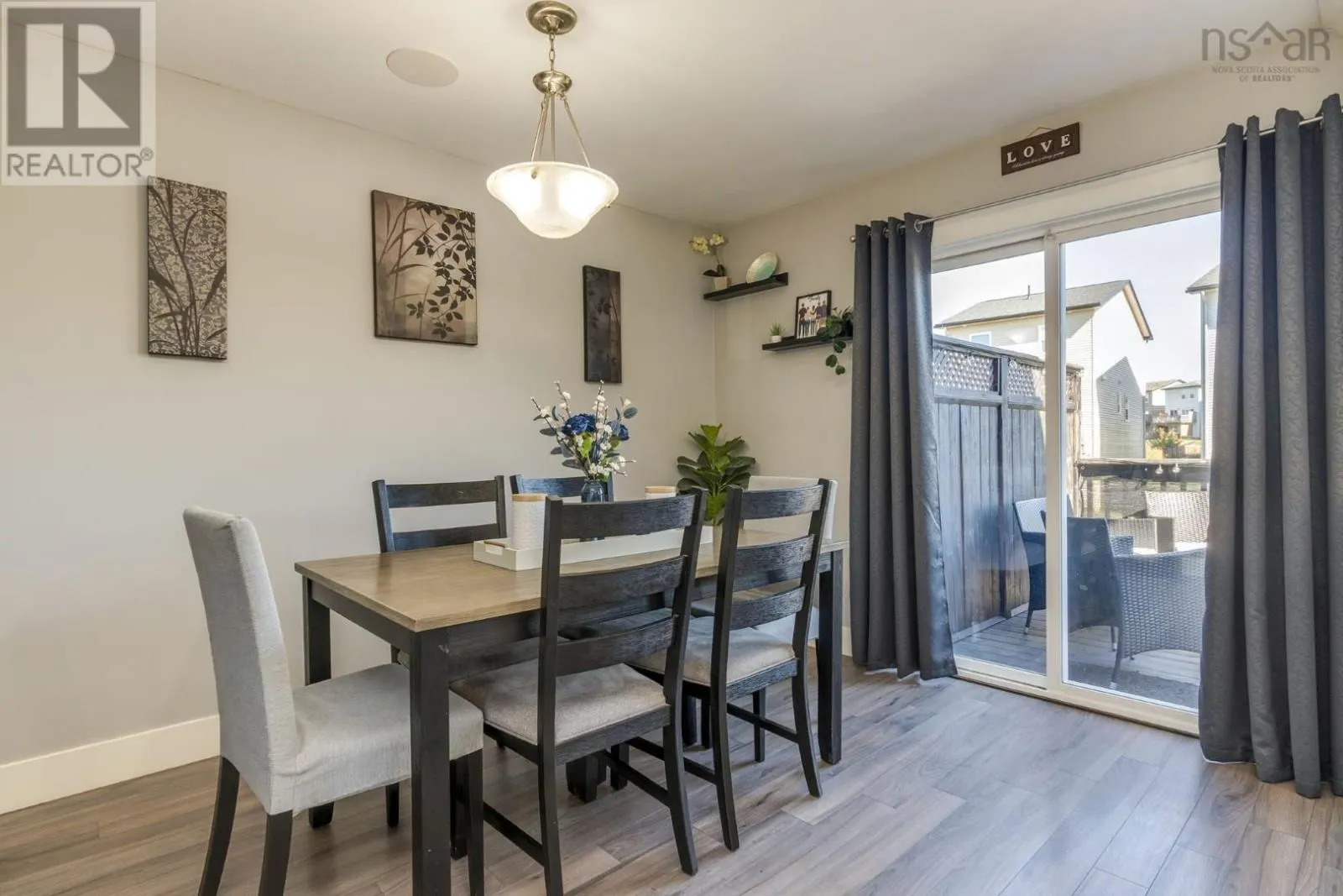58 Onyx Crescent