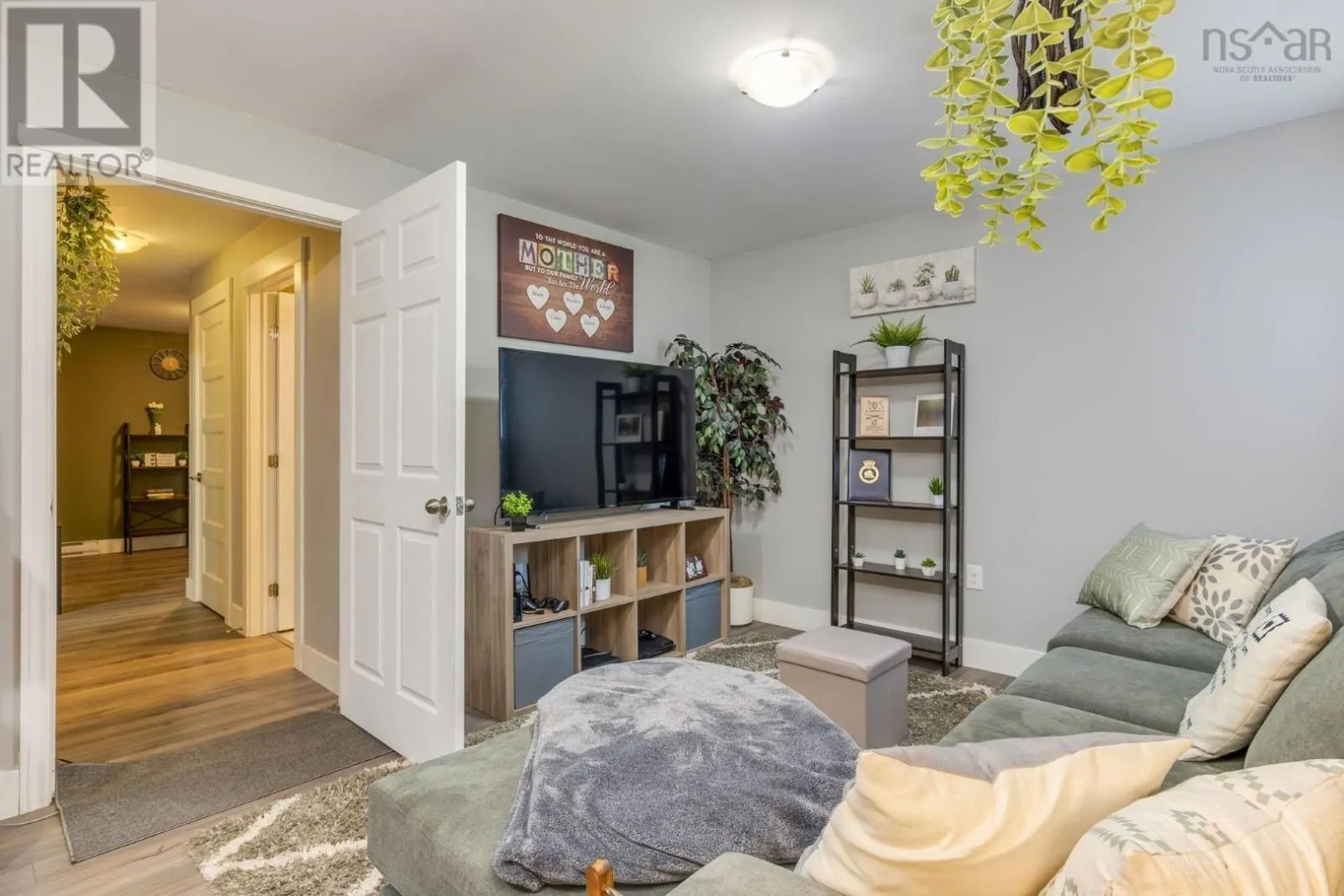 58 Onyx Crescent