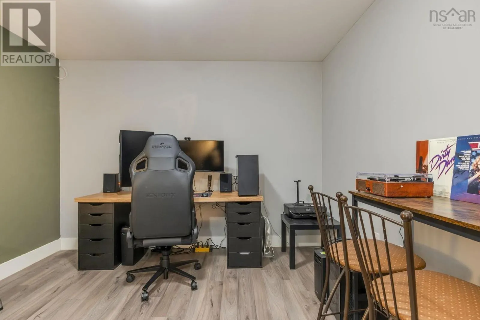 58 Onyx Crescent