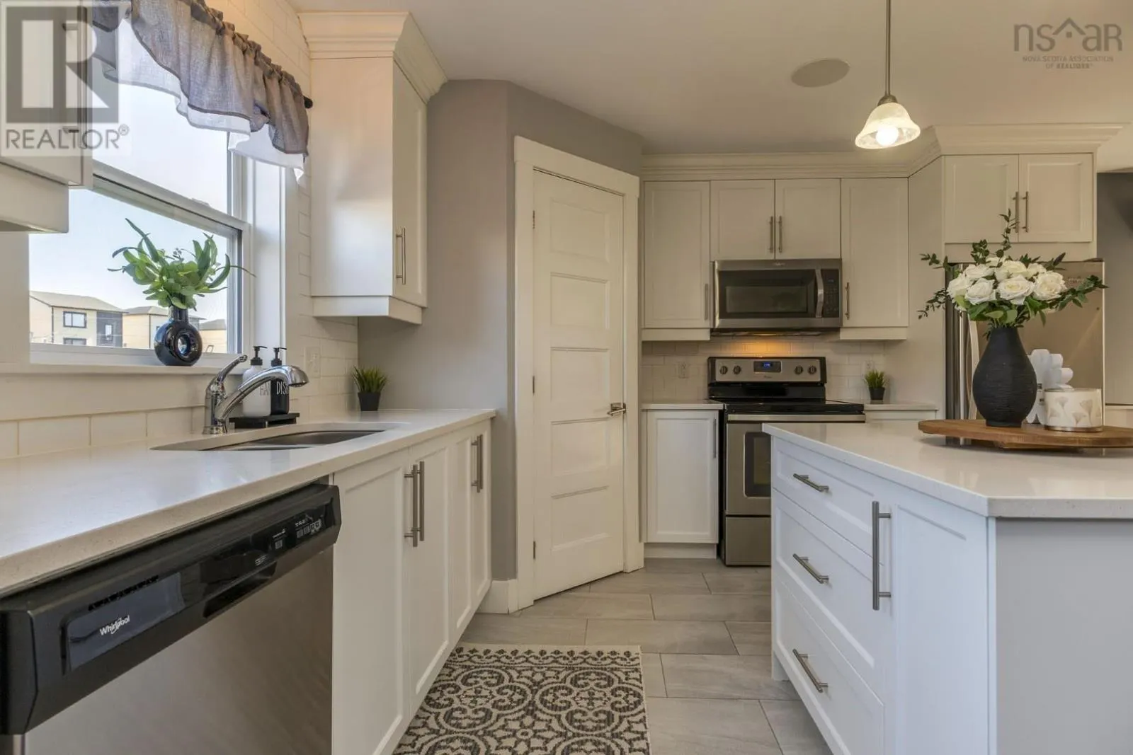 58 Onyx Crescent