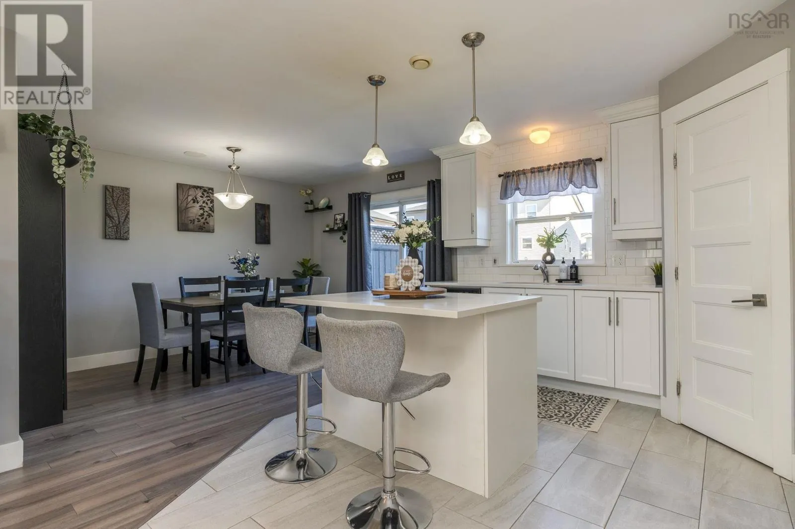 58 Onyx Crescent