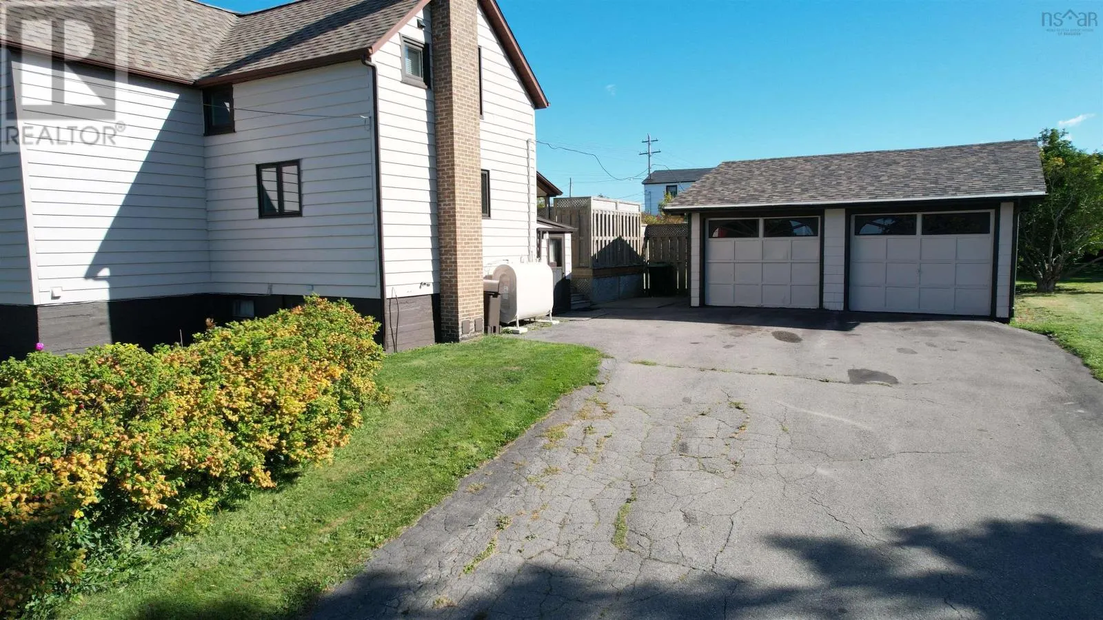 325 Reserve Street
