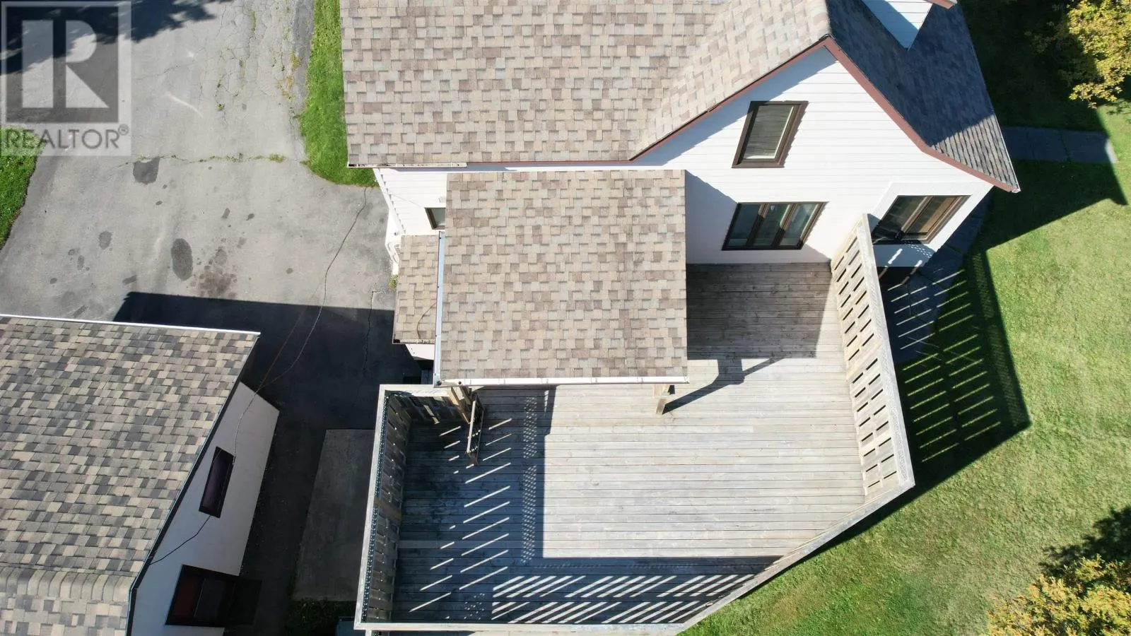 325 Reserve Street