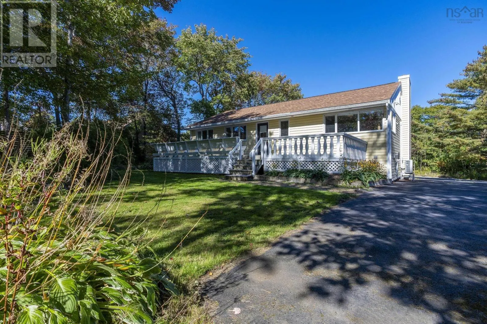 64 Richard Street