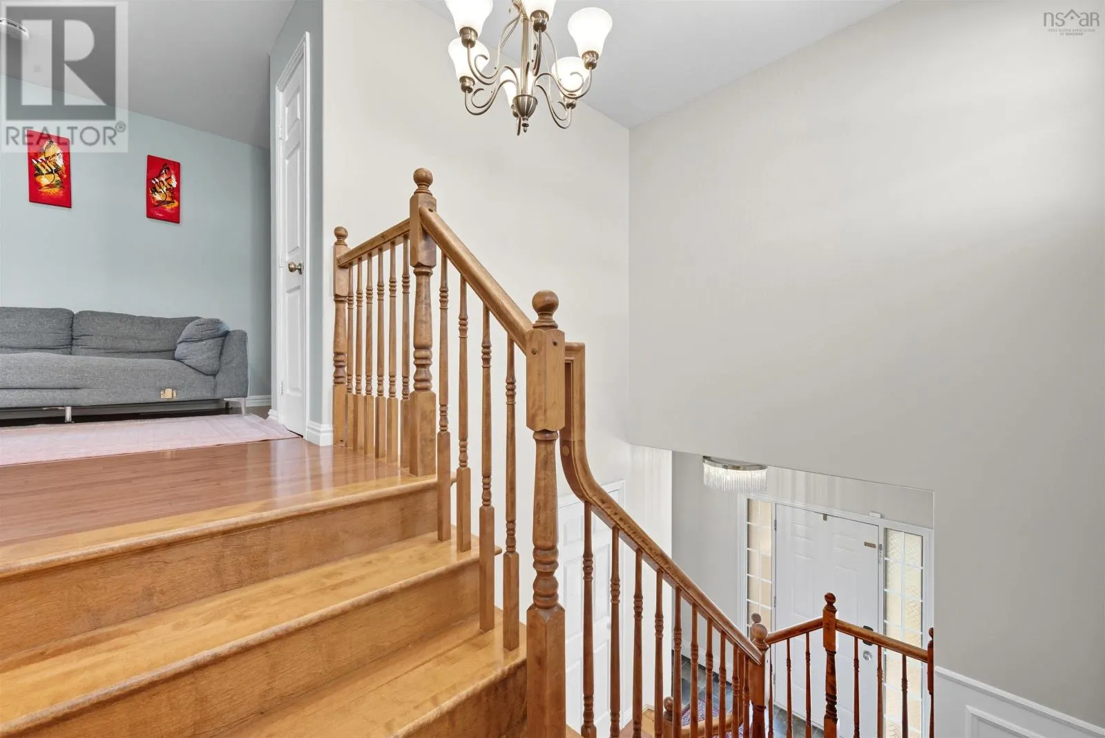 7 Fathom Court