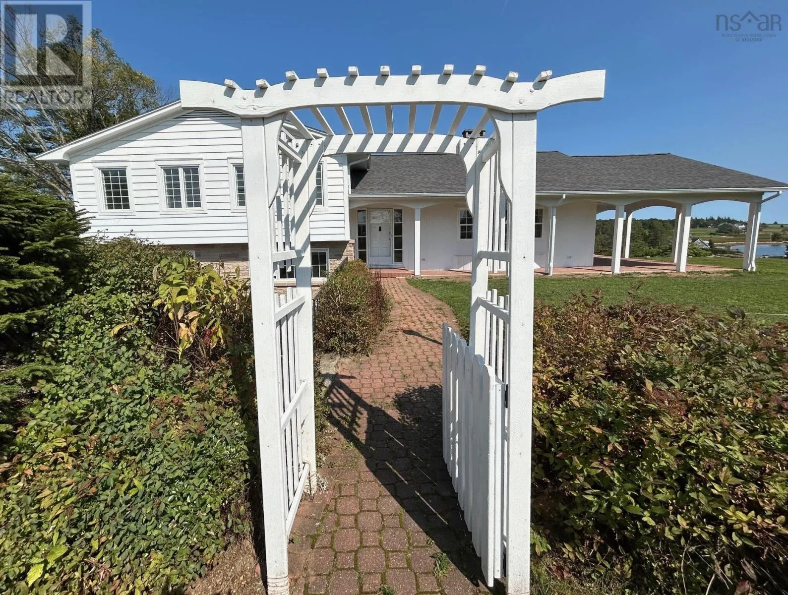 97 Nauss Point Road