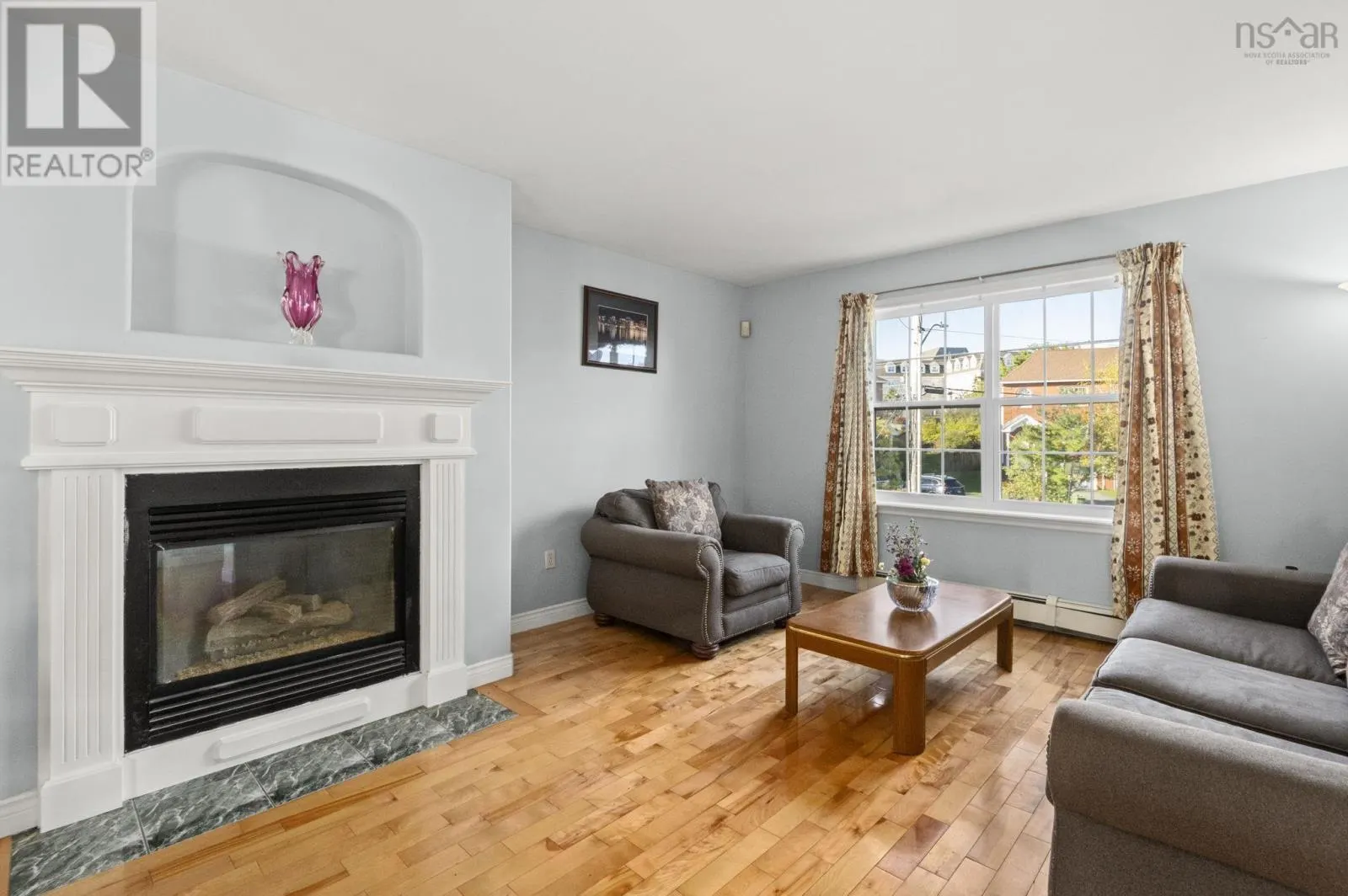 14 Suffolk Close