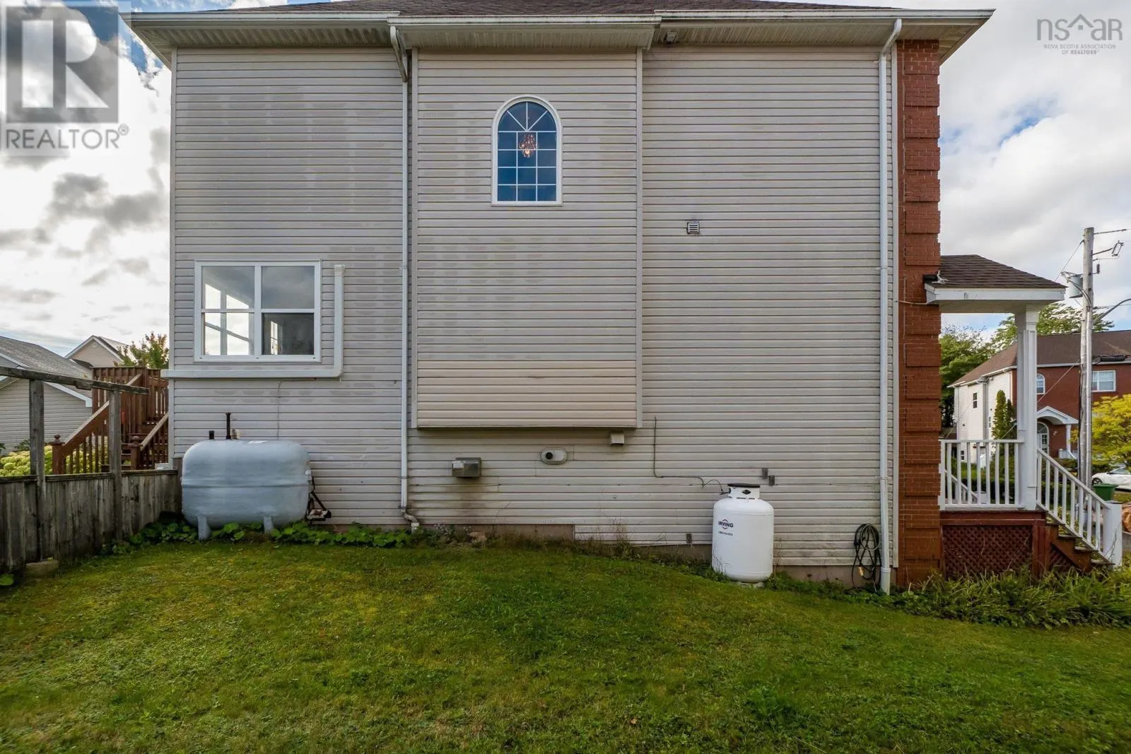 14 Suffolk Close