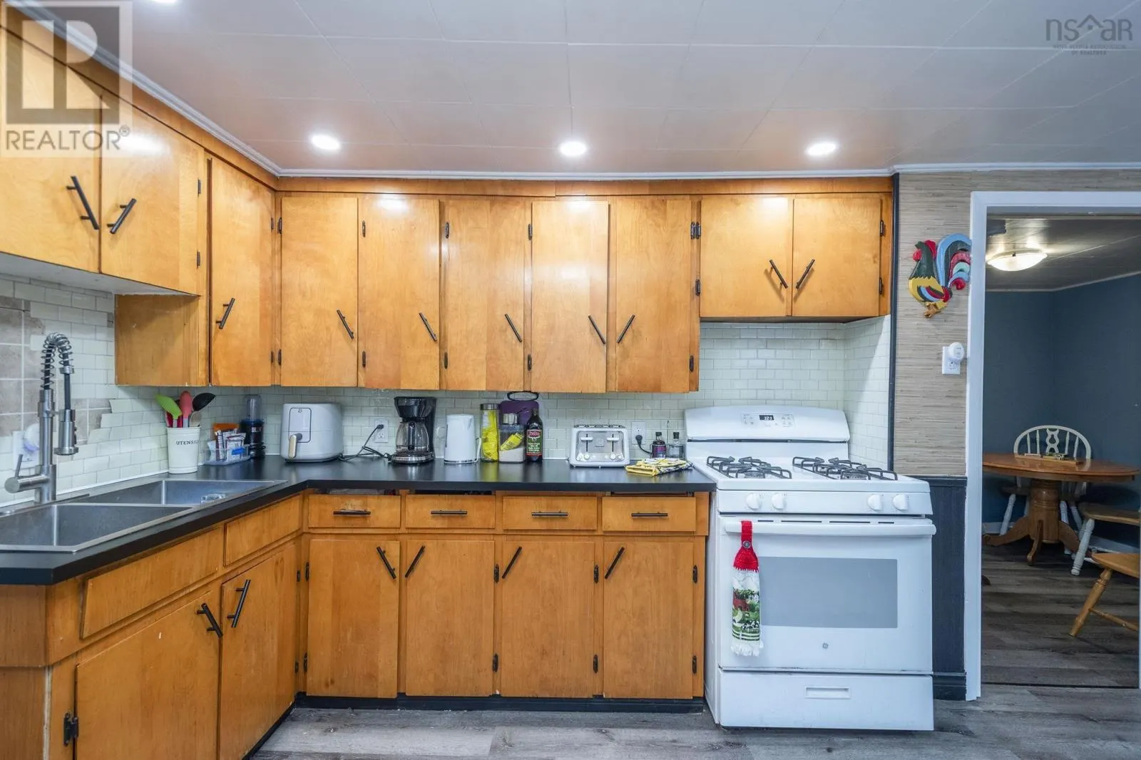 4023 Highway 236