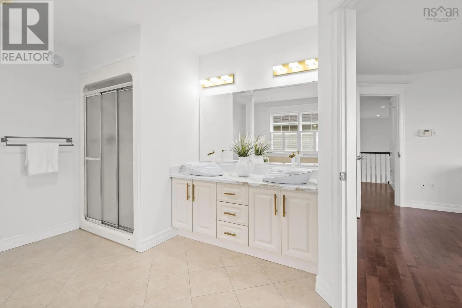 24 Vanier Way