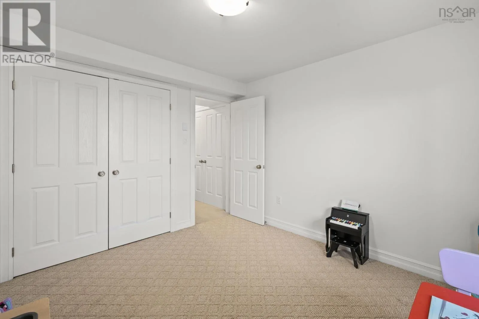 24 Vanier Way