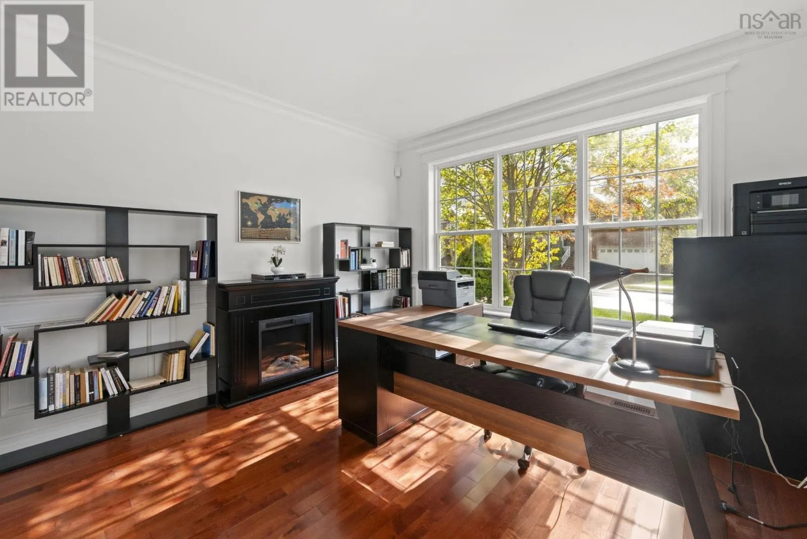 24 Vanier Way