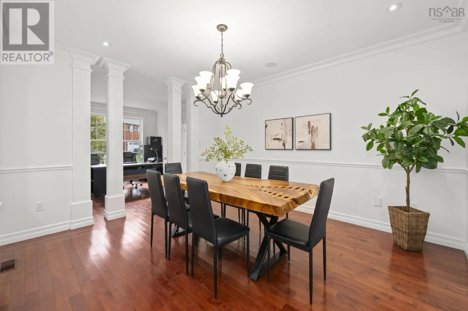 24 Vanier Way