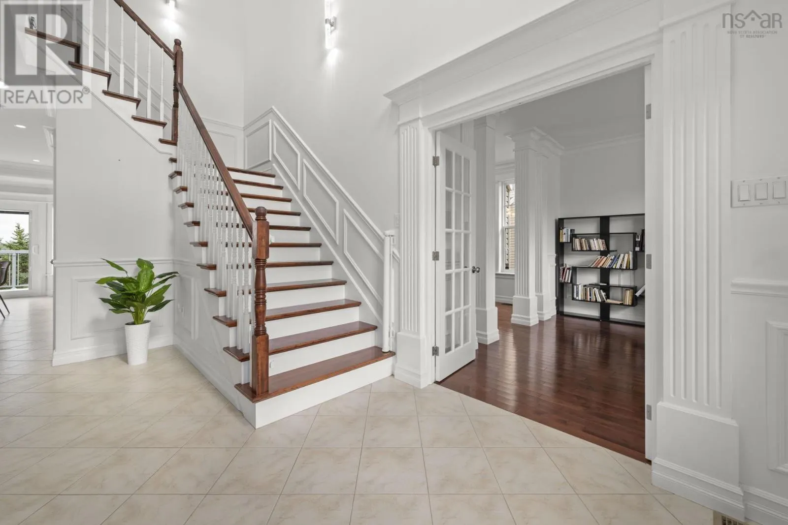 24 Vanier Way