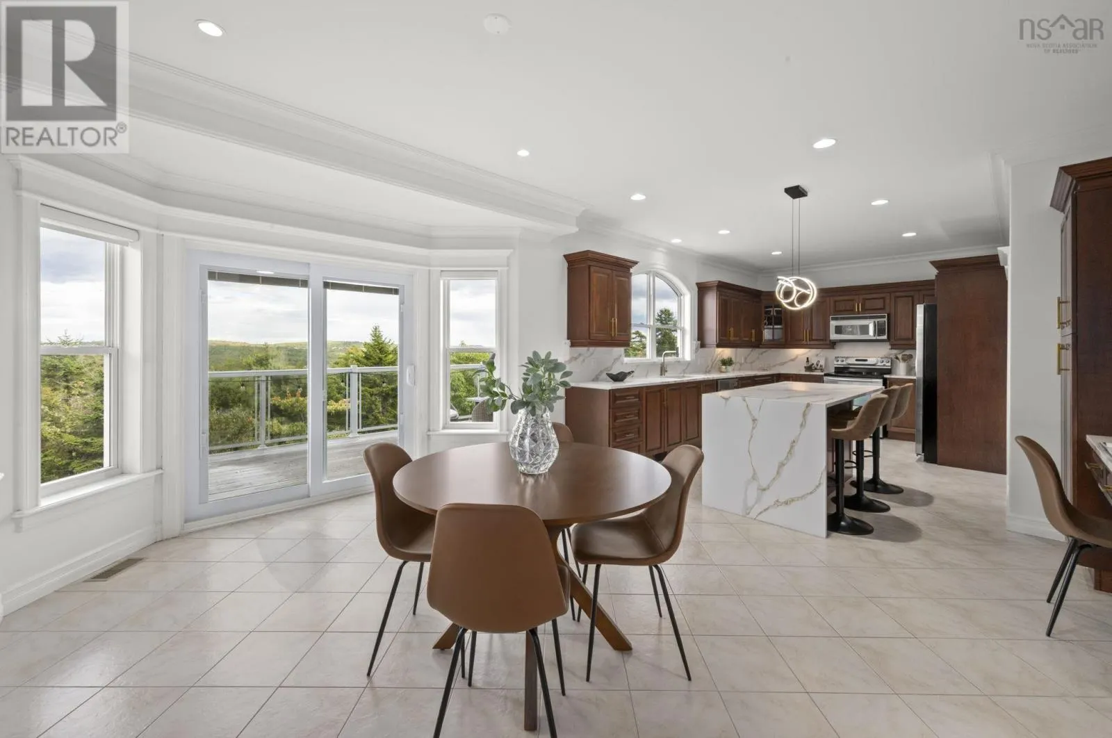 24 Vanier Way
