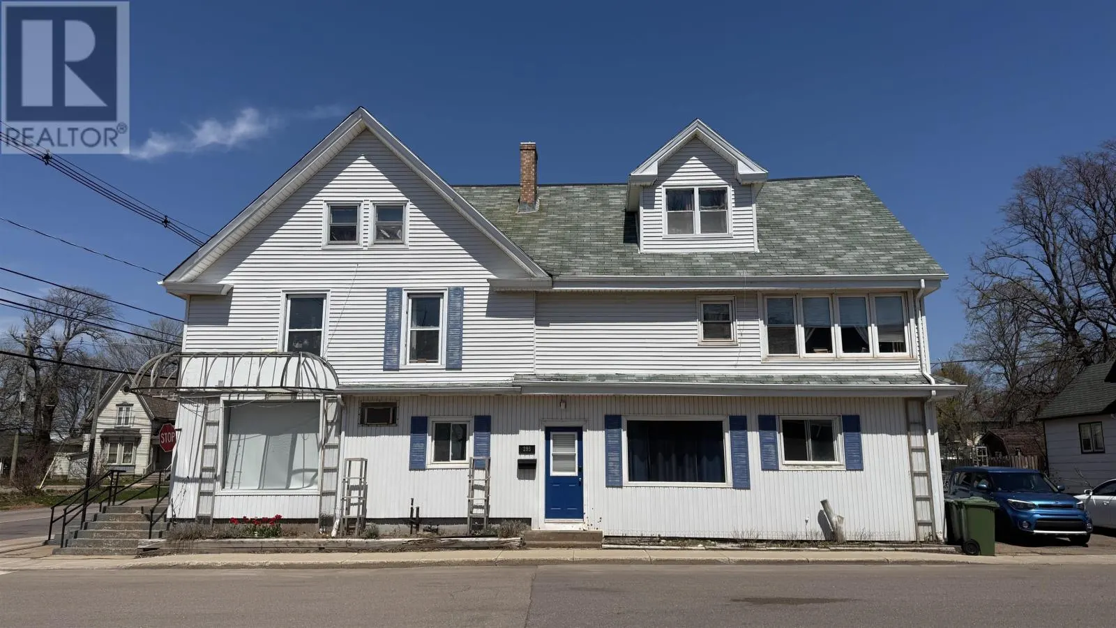 61-63 Central Street