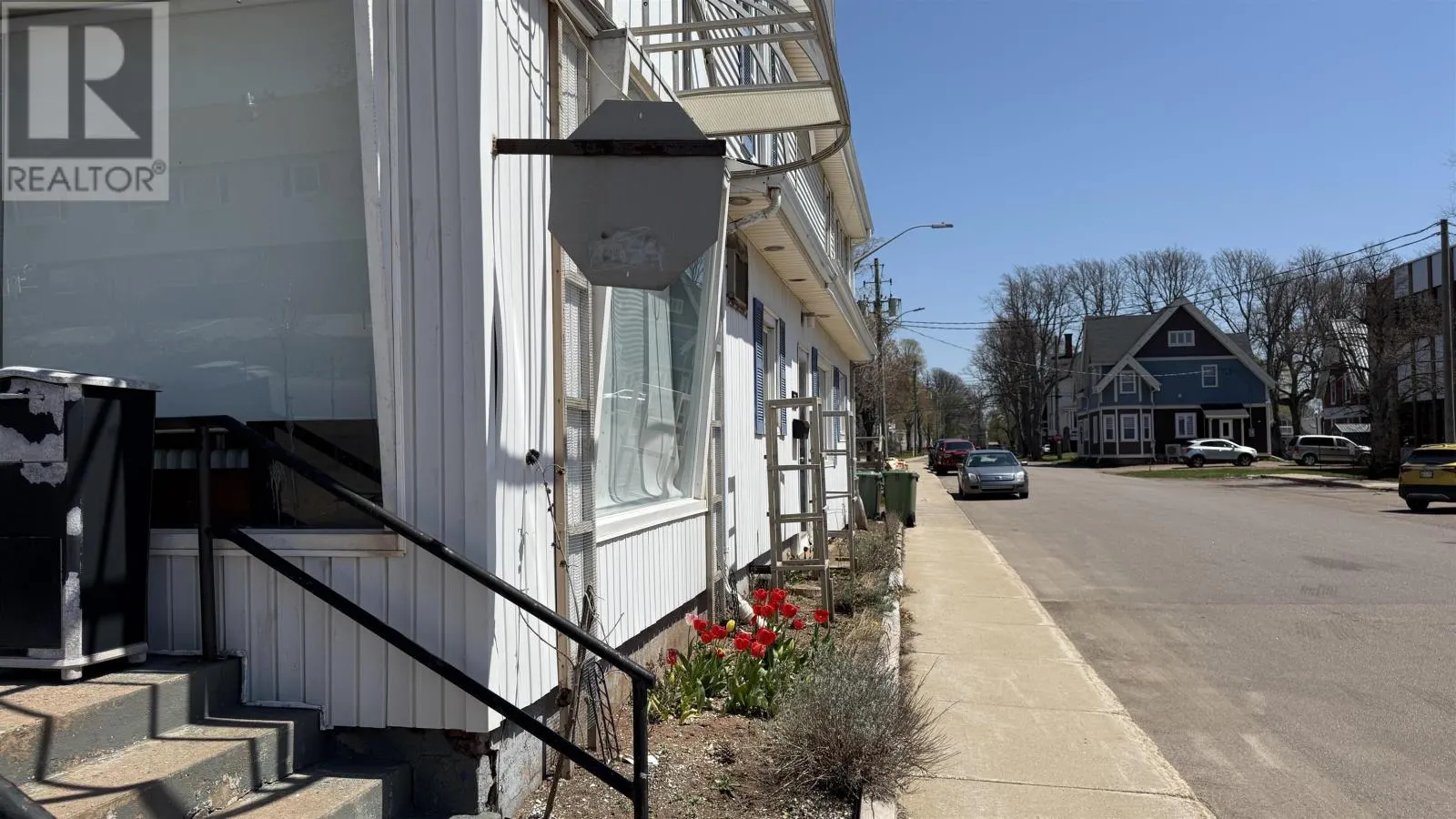 61-63 Central Street