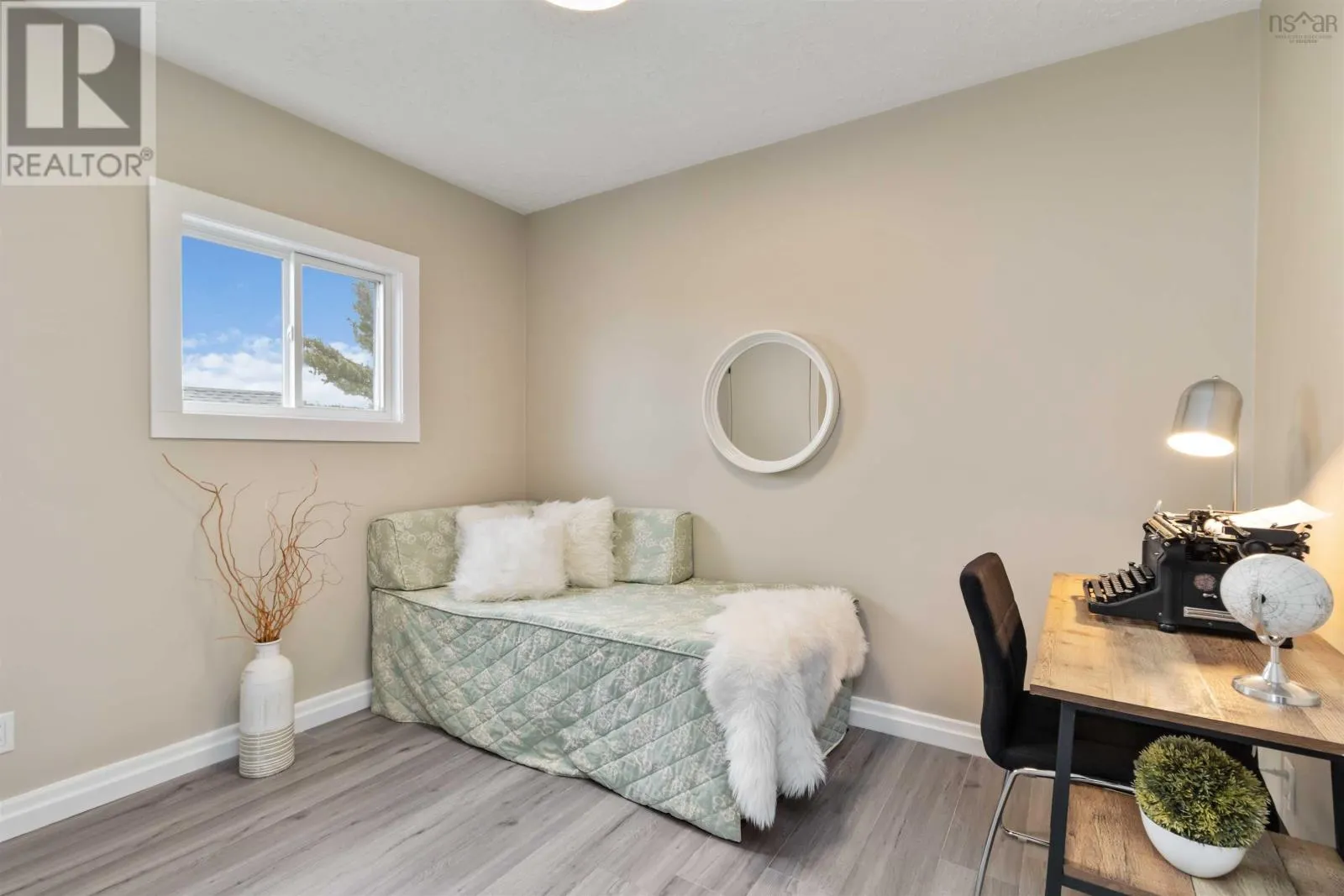 27 Arvida Avenue