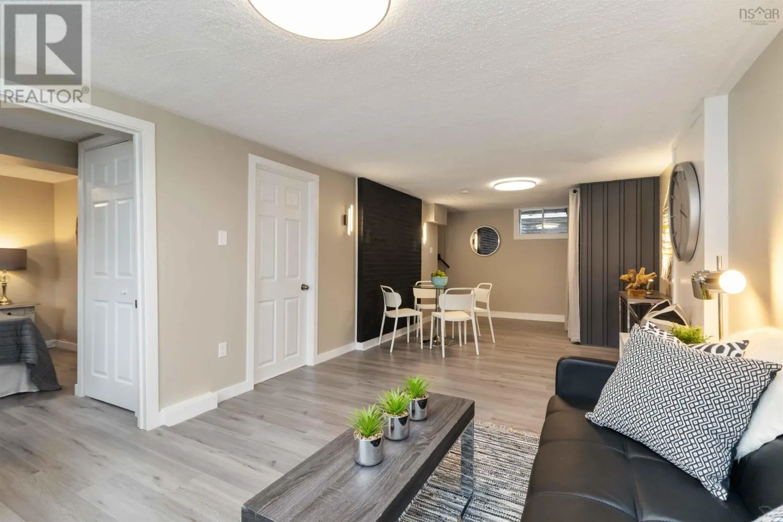 27 Arvida Avenue
