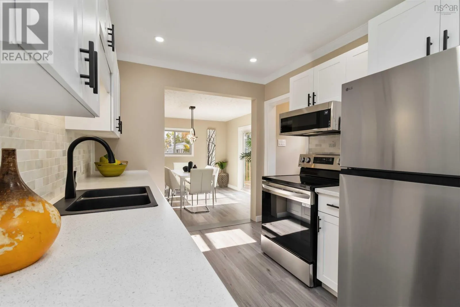 27 Arvida Avenue
