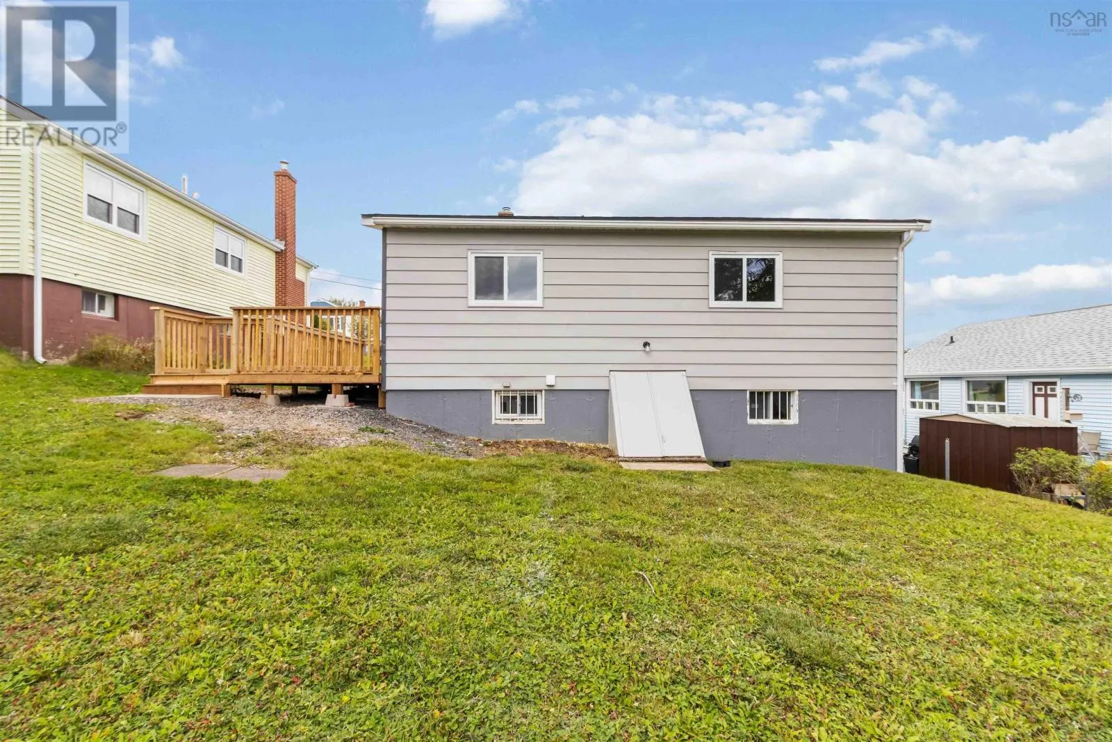 27 Arvida Avenue