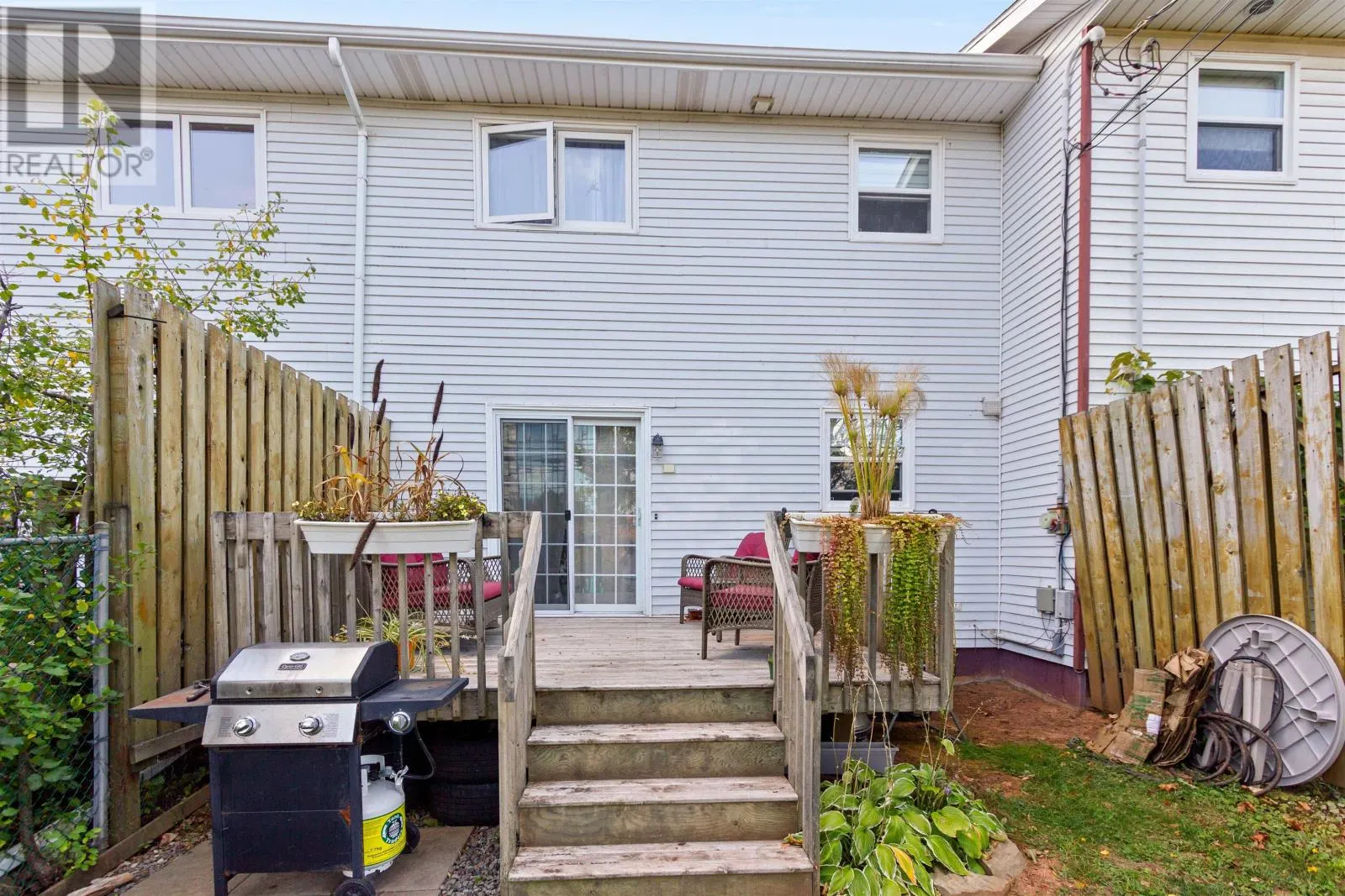 64 Dawson Court