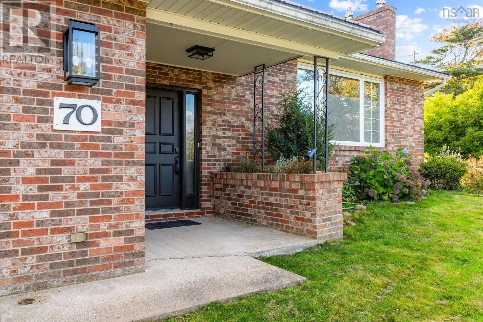 70 Sunrise Hill