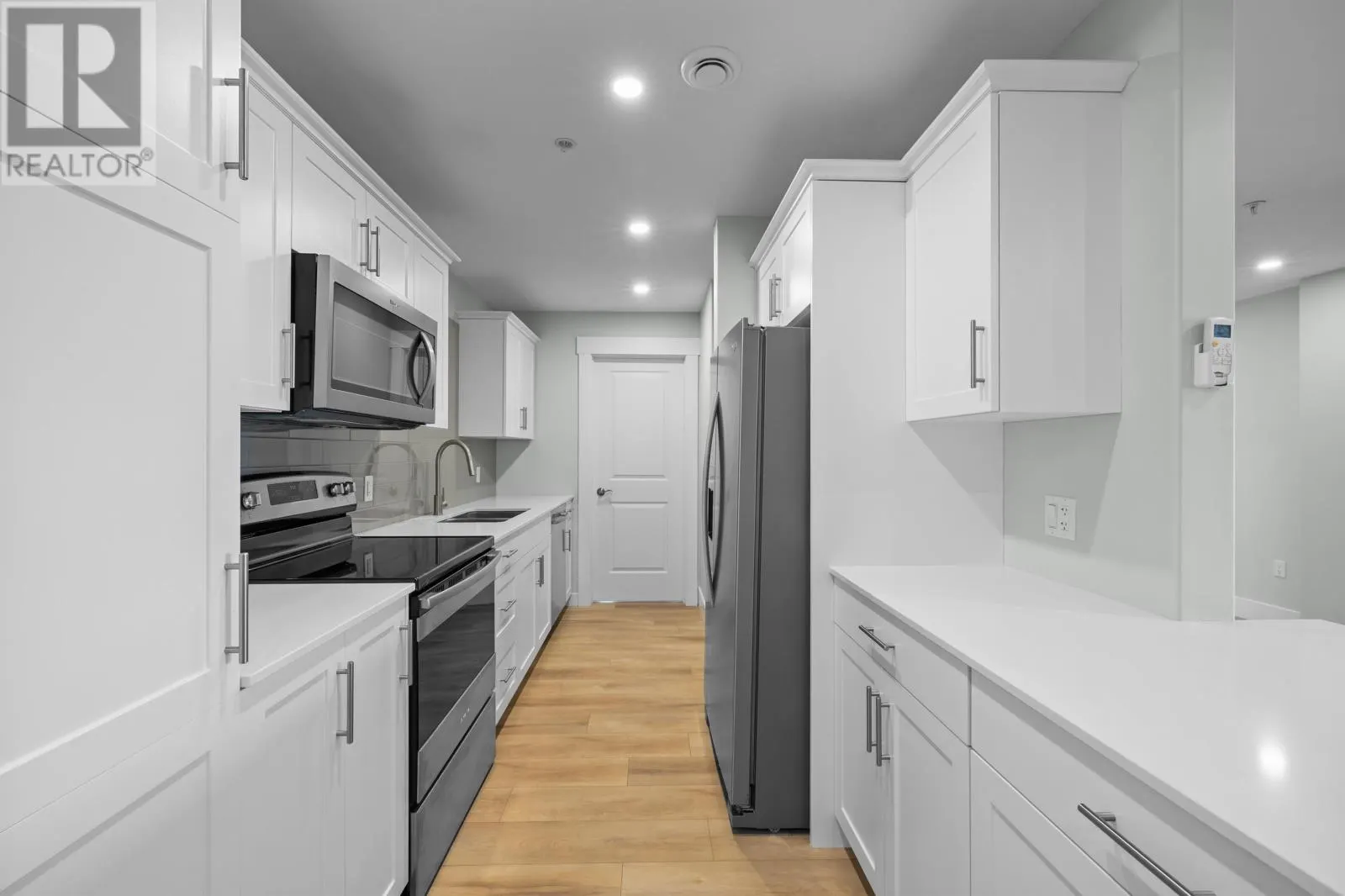 303 18 Gilbert Drive