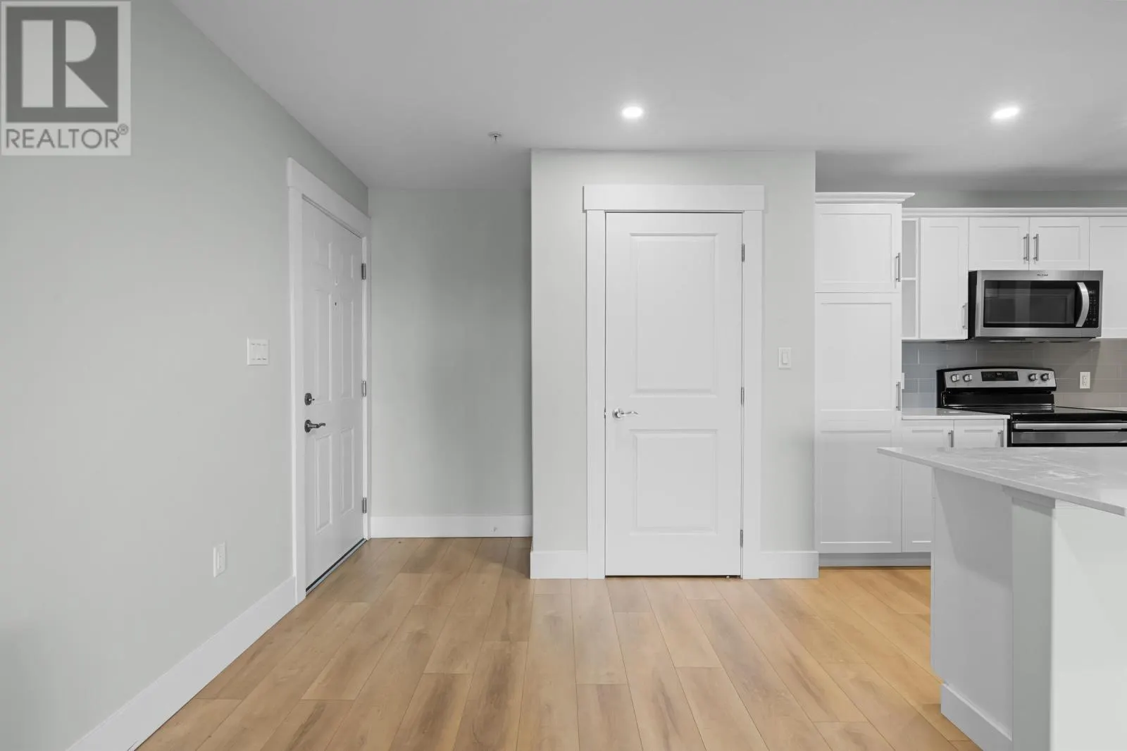 303 18 Gilbert Drive