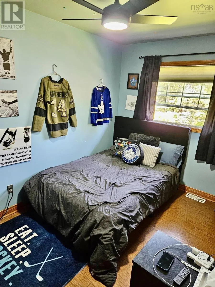 12 Hemlock Drive