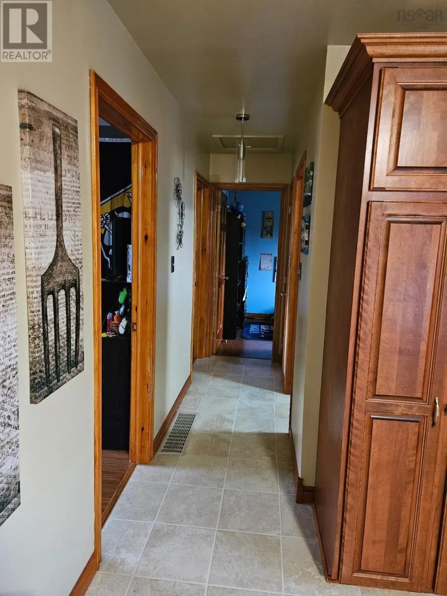 12 Hemlock Drive